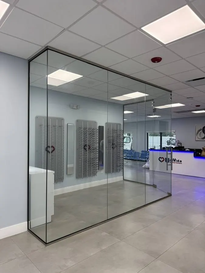 Installed frameless glass office partitions photo